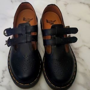 Dr. Martens size 6